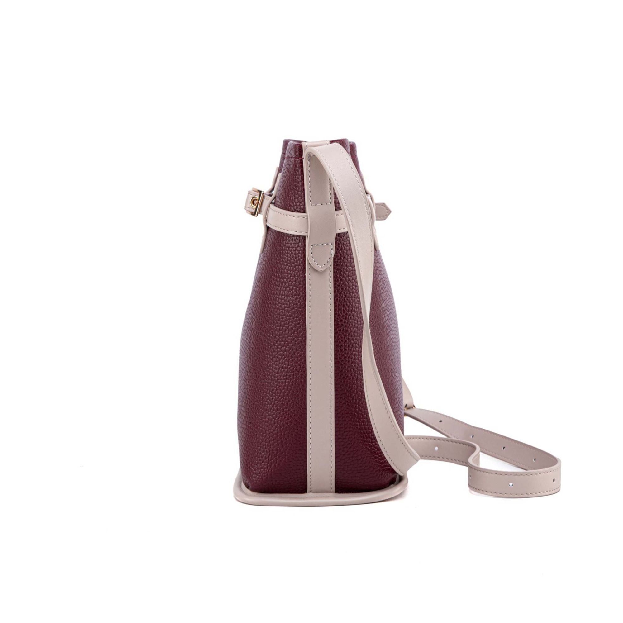 (burgundy)