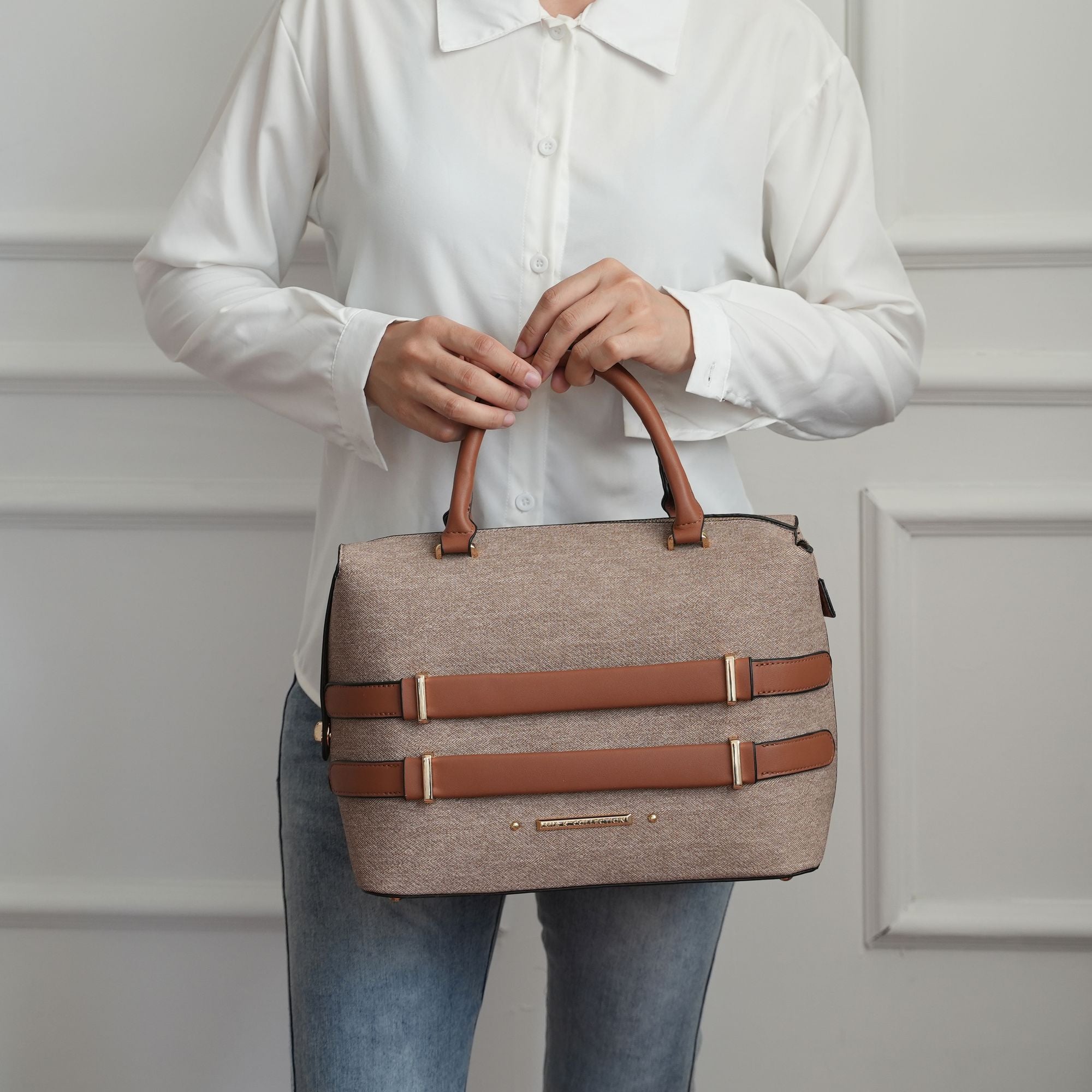 (brown)