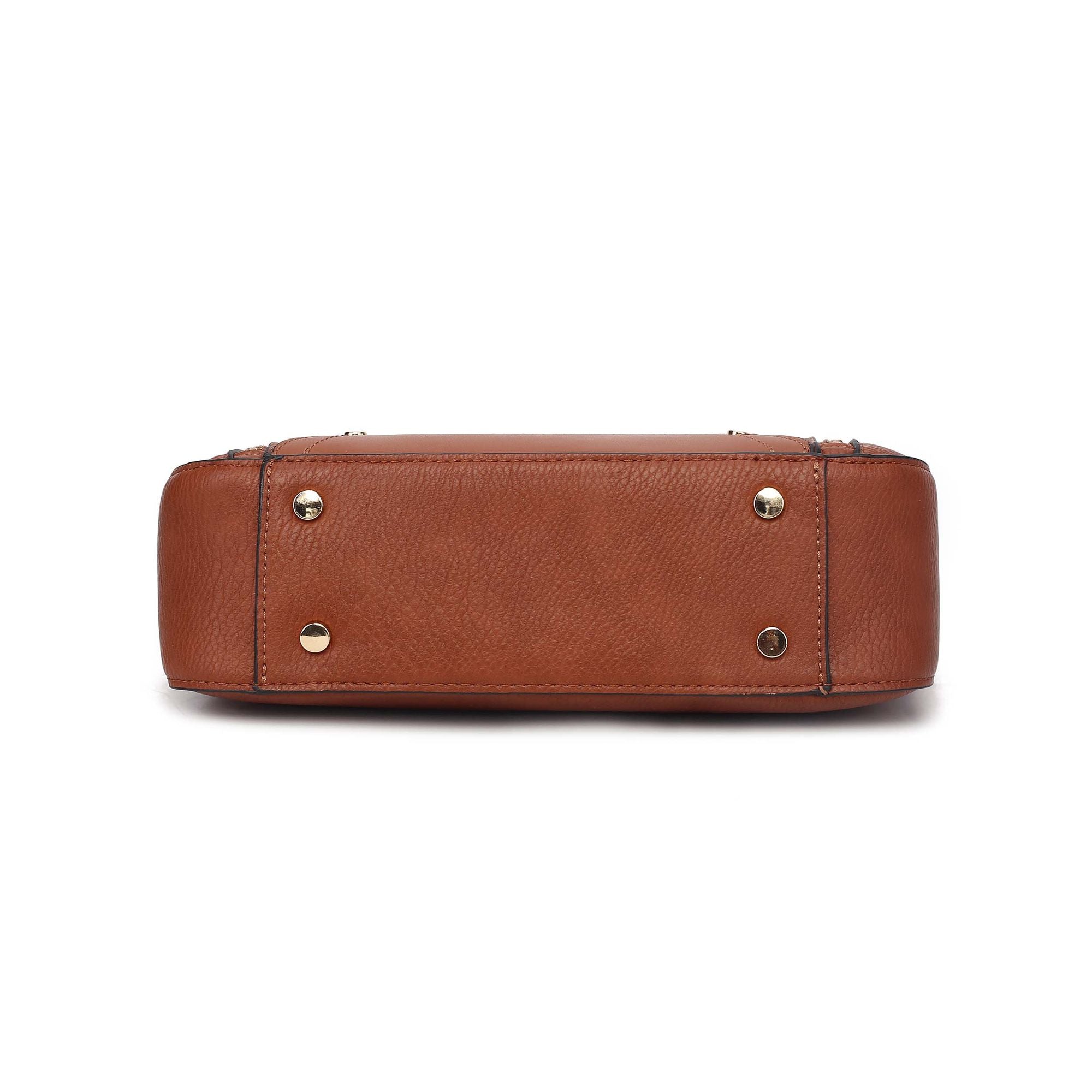 (brown)