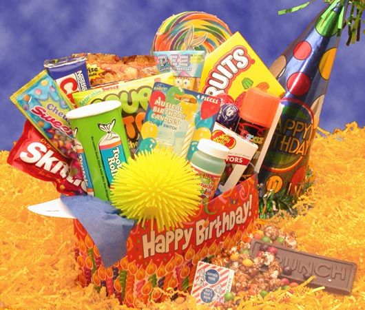 Gift Basket | Deluxe Happy Birthday Care Package - BagNook
