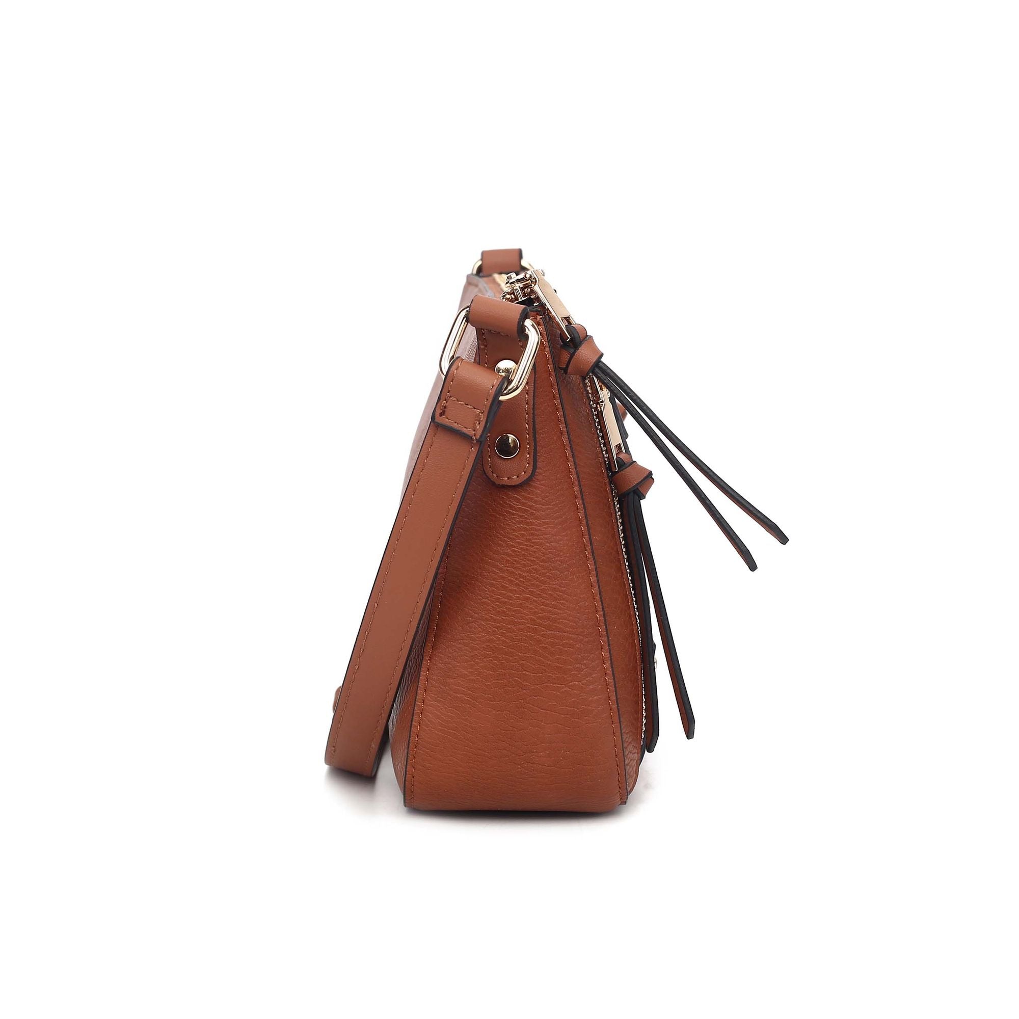 (brown)