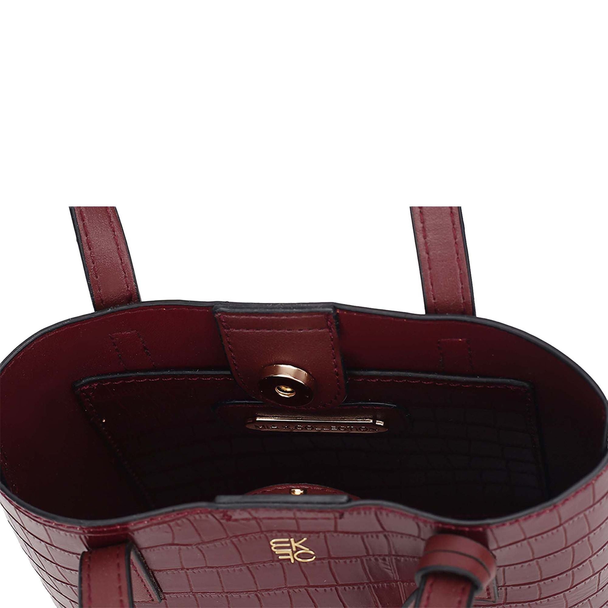 (burgundy)